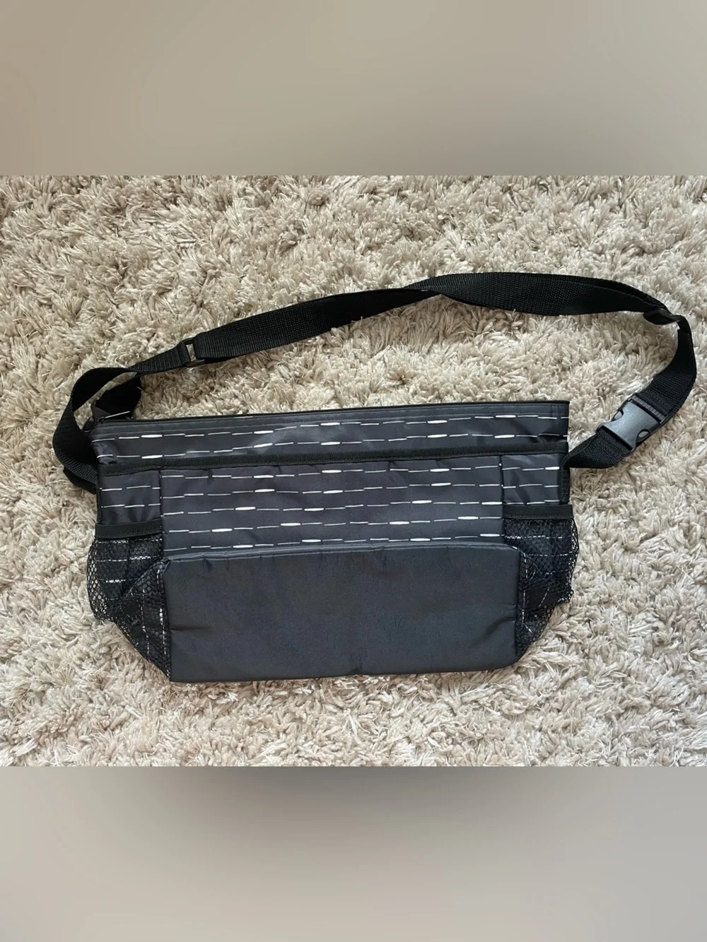 Thirty-one adjustable stroller cargo clip on thermal bag